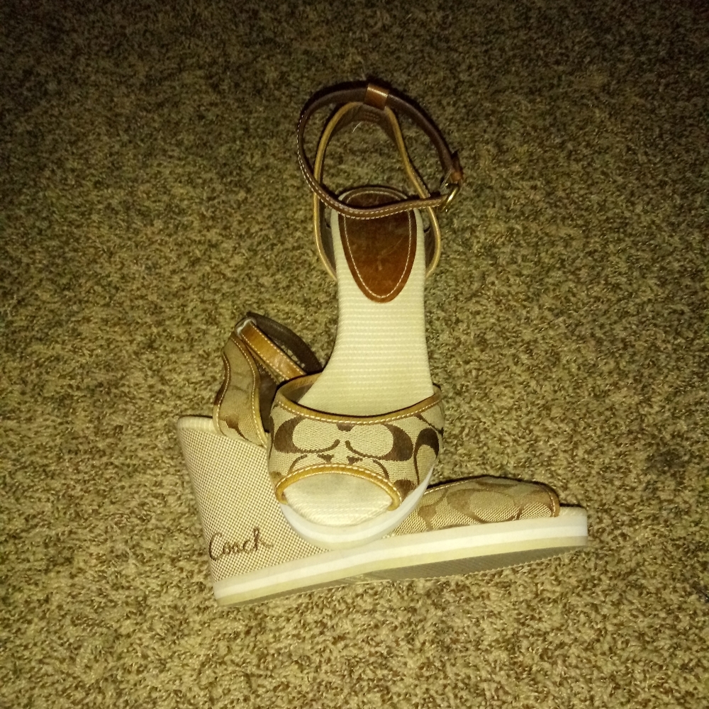 Vintage Coach Sandles